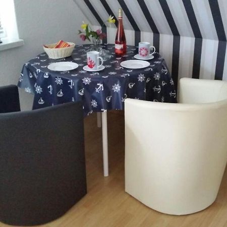 Ferienzimmer Fuer Zwei Am Strand Zingst Luaran gambar